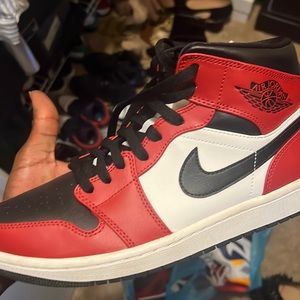 Jordan 1s black toe